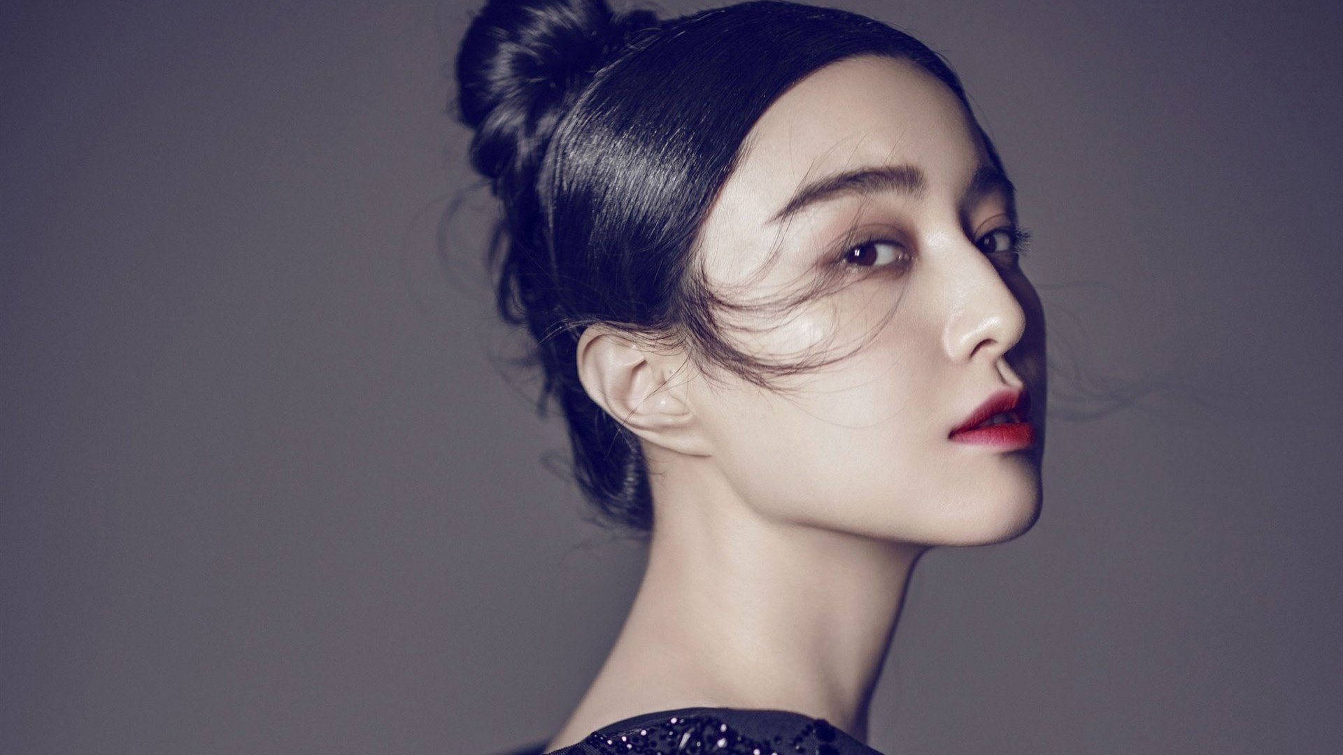 国际游泳赛事中国选手刷新多项纪录，游泳国际大赛